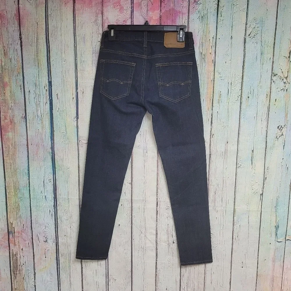 EUC 28x30 Mens/boys‎ american eagle skinny jeans